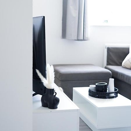 Brighton City Centre 2Br Apartment - Perfect For Contractors, Families & Groups - Free Parking & Walk To Beach Luaran gambar