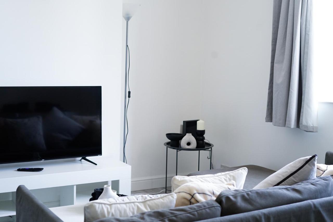 Brighton City Centre 2Br Apartment - Perfect For Contractors, Families & Groups - Free Parking & Walk To Beach Luaran gambar