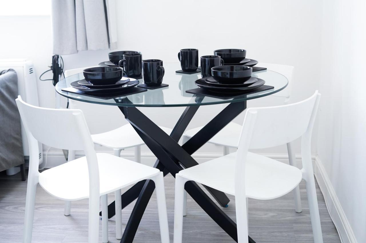 Brighton City Centre 2Br Apartment - Perfect For Contractors, Families & Groups - Free Parking & Walk To Beach Luaran gambar